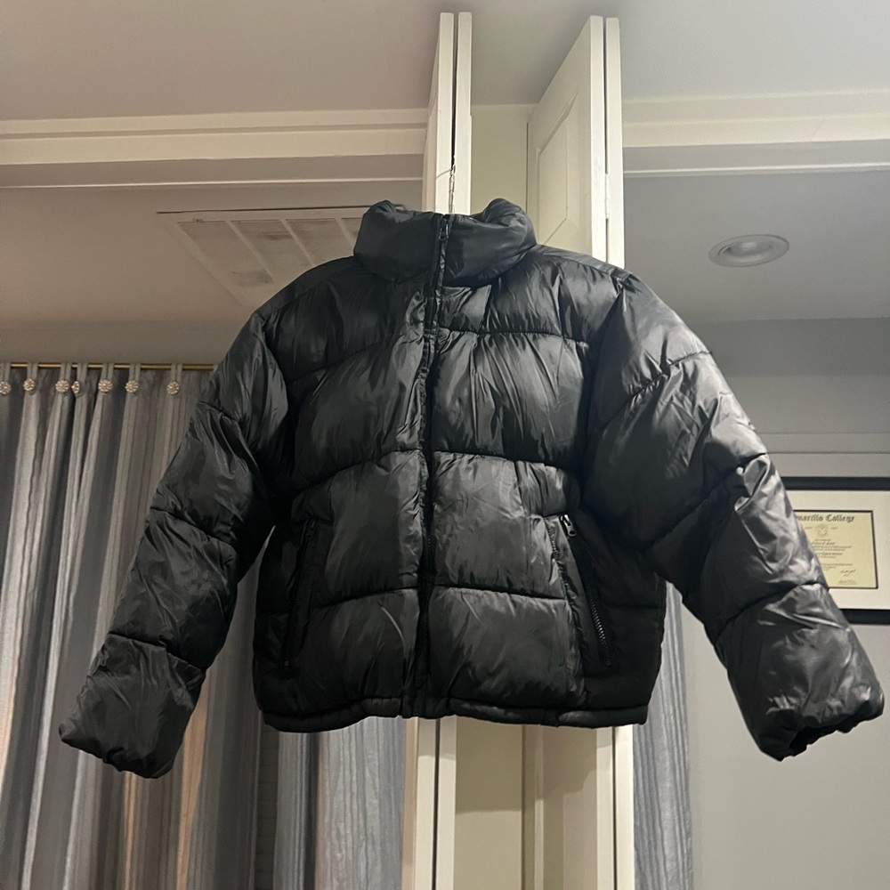 American Eagle Cropped Puffer Jacket - image 2